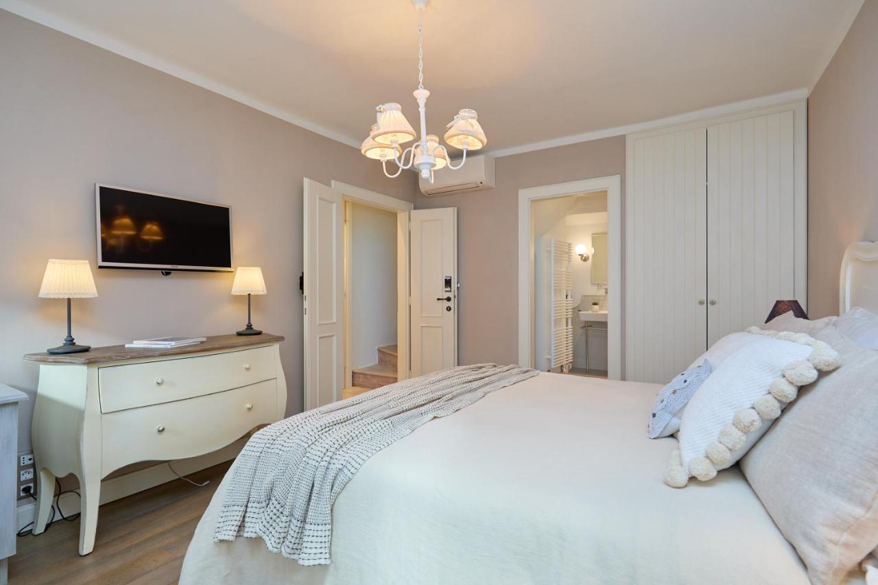 Inside The Old Town With Private Terrace And Floor Heating Villa